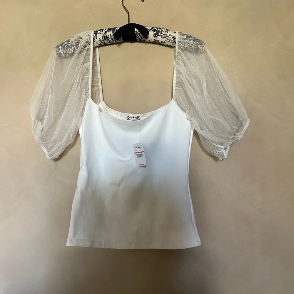 Free People Intimately Ivory  Puff Sleeve Cami  Blouse size S -NWT